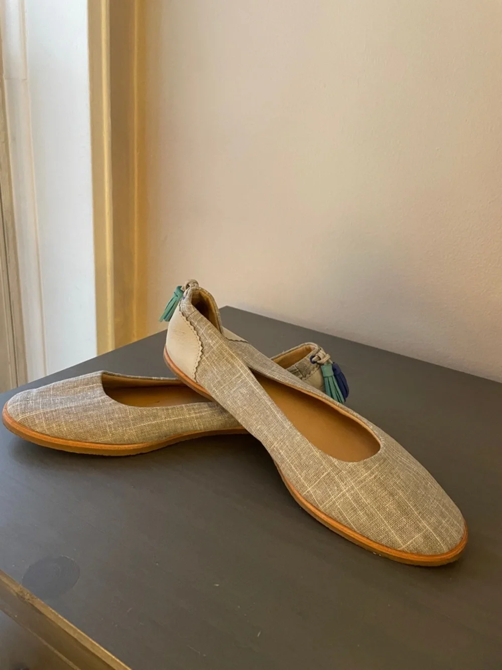 Women's UGG Neutral Linen Ballet Flats - Picture 6 of 10